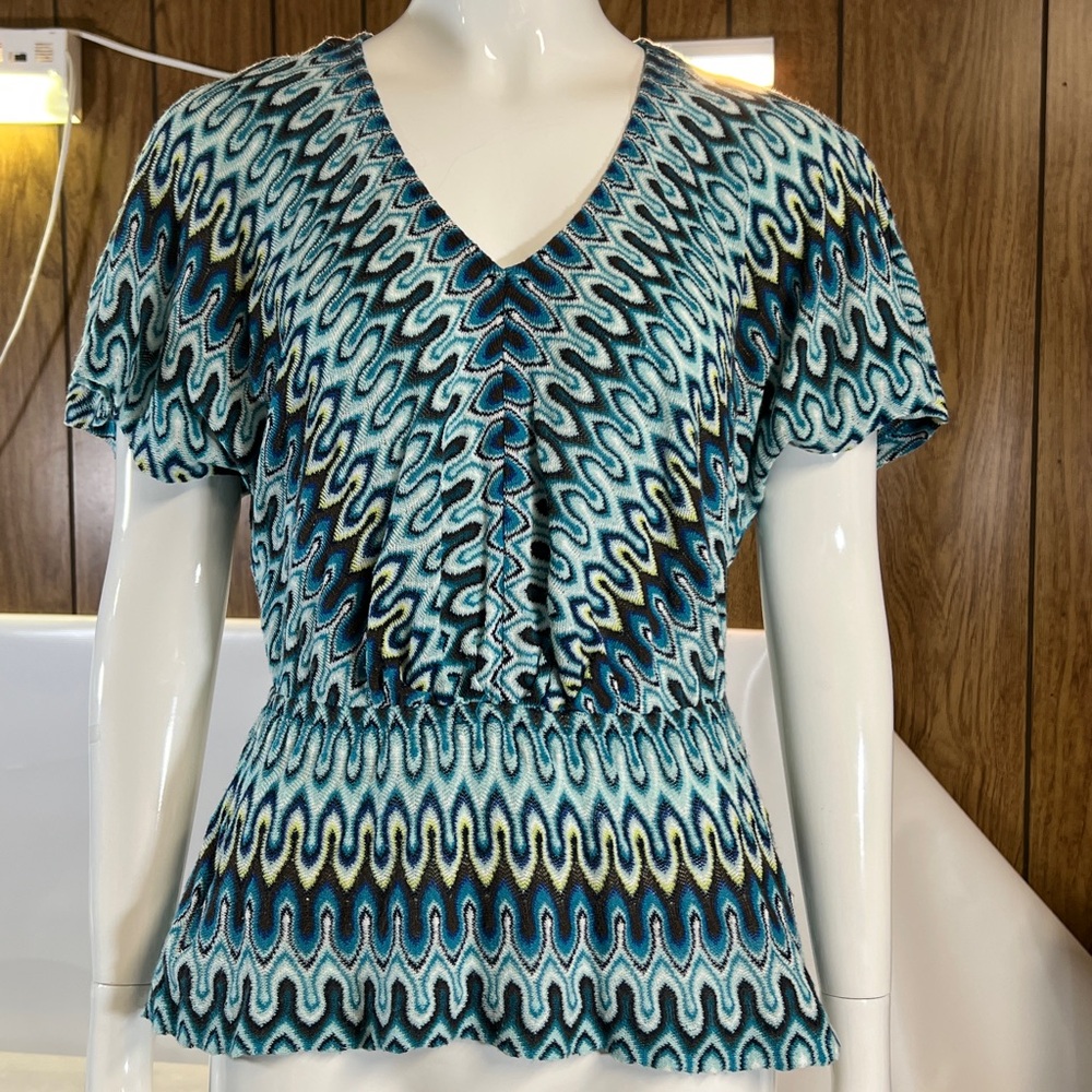 VGUC Trina Turk blouse sz small